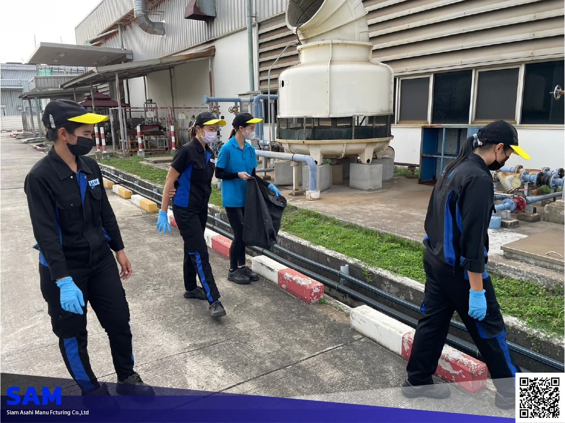 กิจกรรม 4S — เก็บขยะรอบโรงงาน และทำความสะอาด — 3/5