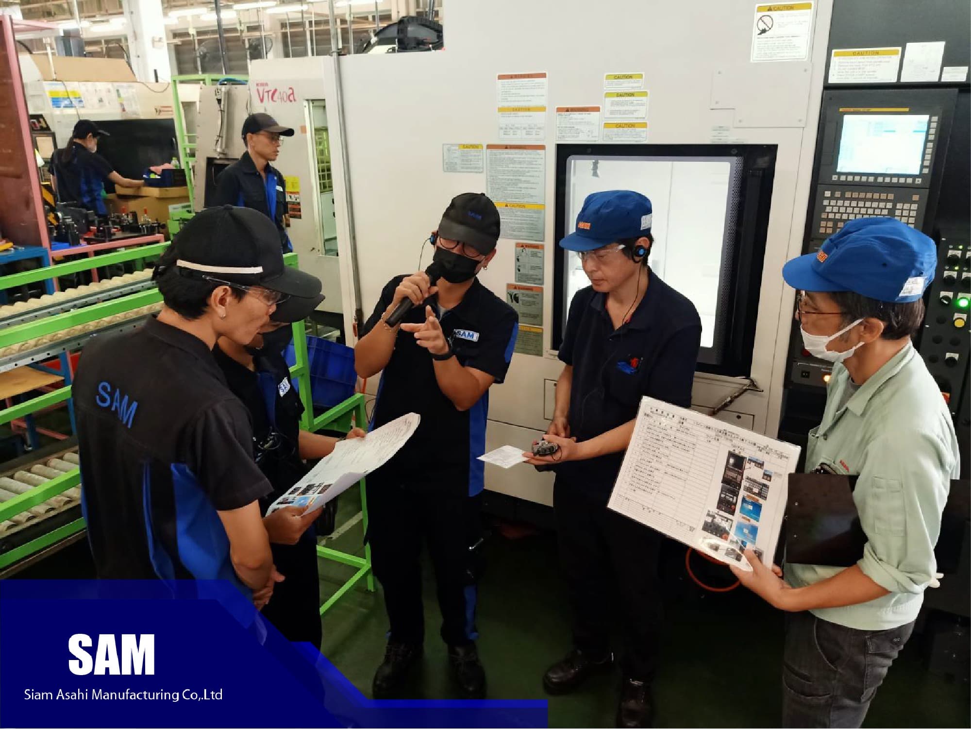 ฝึกอบรมไลน์ผลิตใหม่ — โดยผู้เชี่ยวชาญ Asahi Tekko (Mr. Hagiwara, Mr. Hiromura) — 1/4